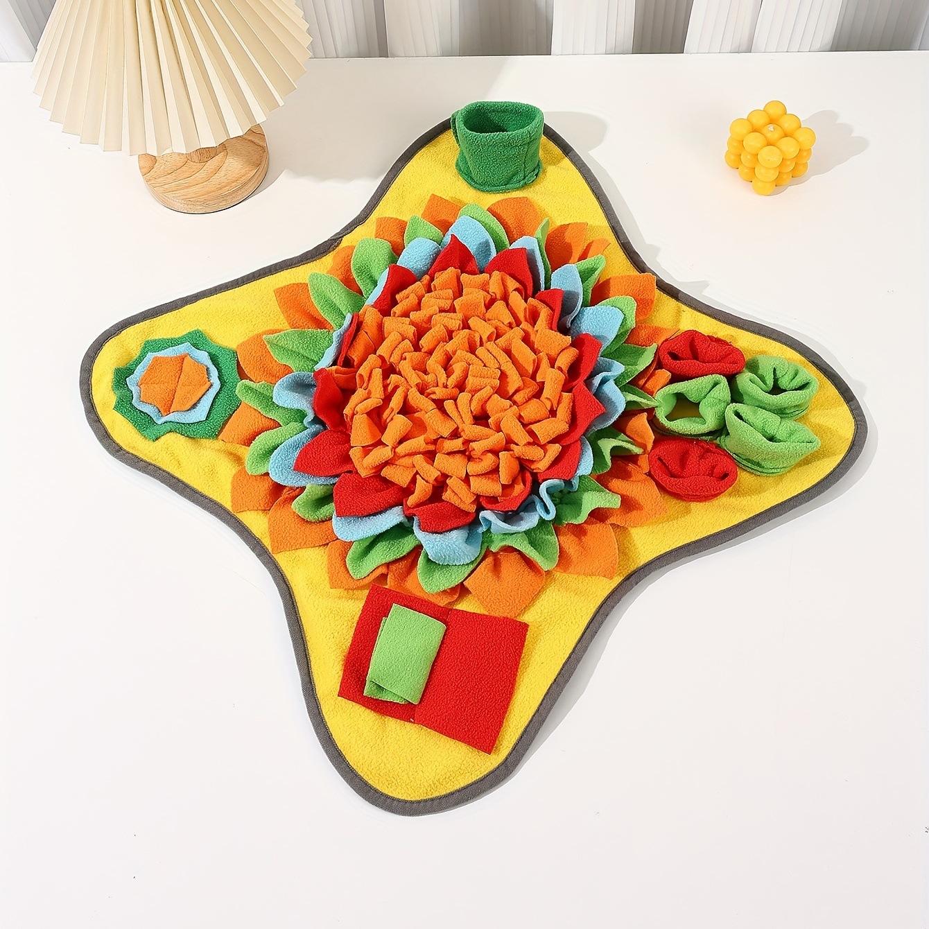 سجادة تدريب للكلاب، لعبة تفاعل - مراجعة Snuffle Mat For Dogs وسعره